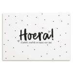 Postkaart ' Hoera-confetti, knuffels en kusjes voor jou.'